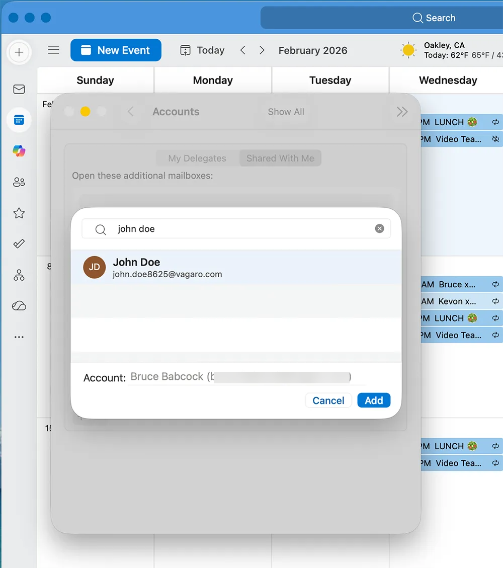 Split illustration comparing shared mailbox auto-population on Windows vs manual add on macOS
